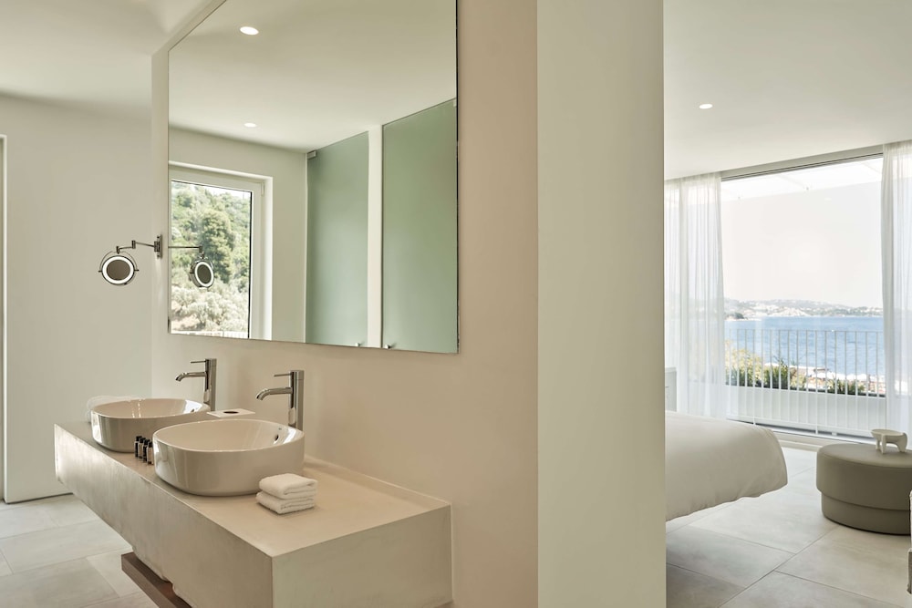 Suite, Jetted Tub, Sea View (Rooftop) - Photo 6