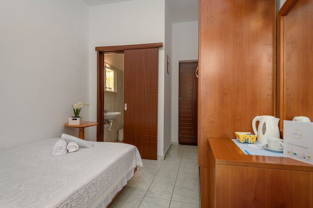 Single Room photo 3