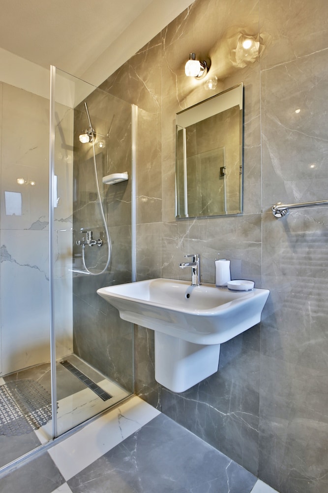 Comfort Apartment (10) - Photo 9