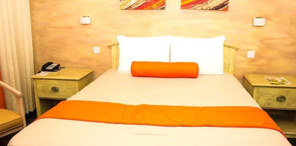 Standard Double Or Twin Room, 1 Bedroom, Courtyard View photo 2