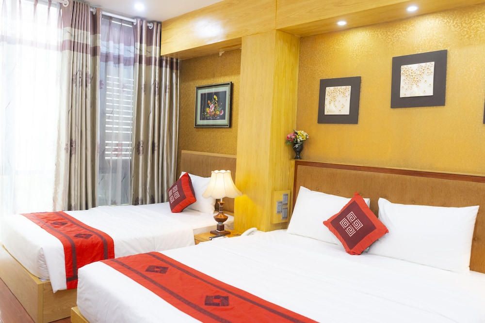 Panoramic Triple Room