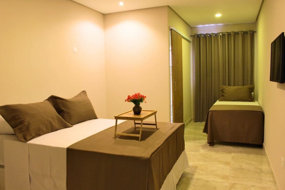 Standard Triple Room - Photo 1