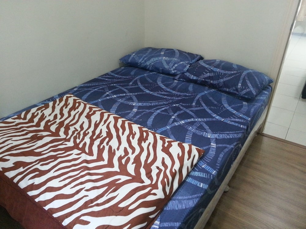 Condo, 2 Bedrooms photo 2