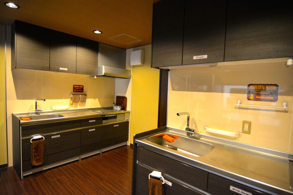 Mixed Dormitory Single bed (Shared Bathroom) photo 2