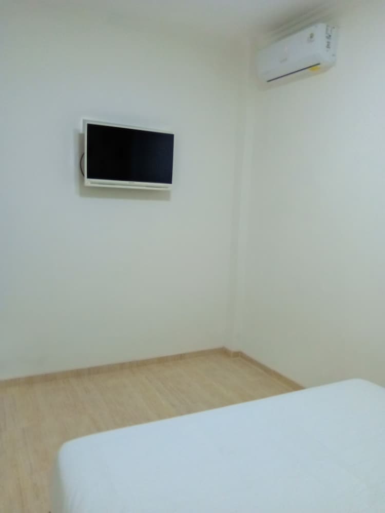 Standard Double Room - Photo 3