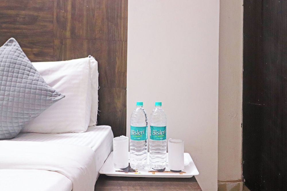 Standard Room - Photo 11