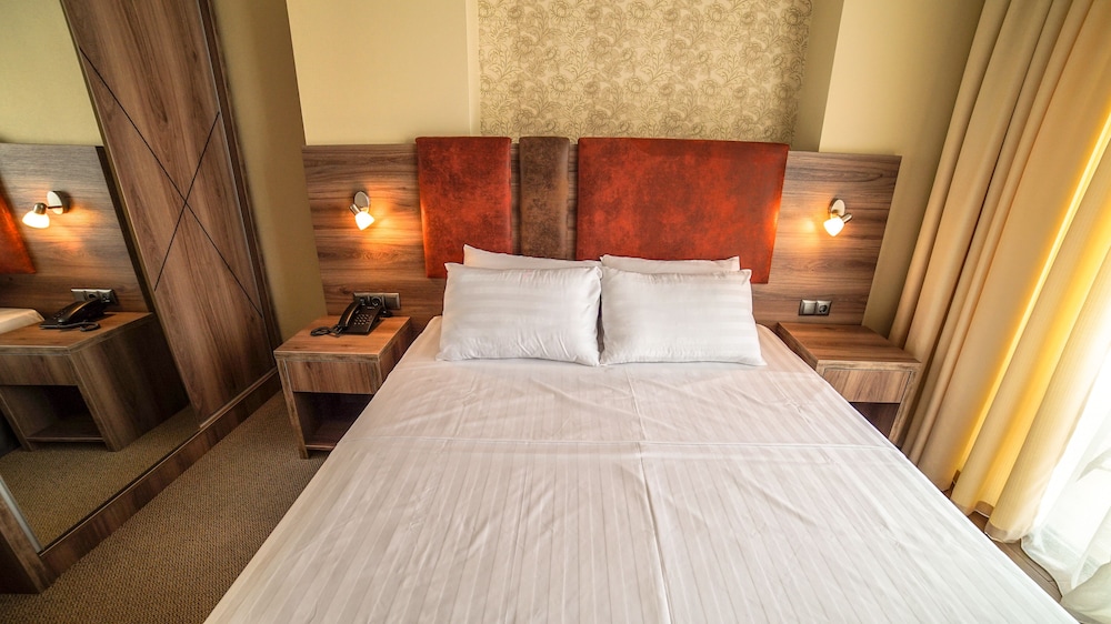Standard Double Room, 1 Queen Bed, Sea View photo 2