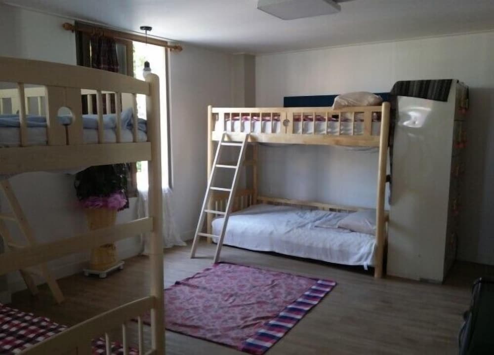 Shared Dormitory, Women Only (6 Person) photo 1