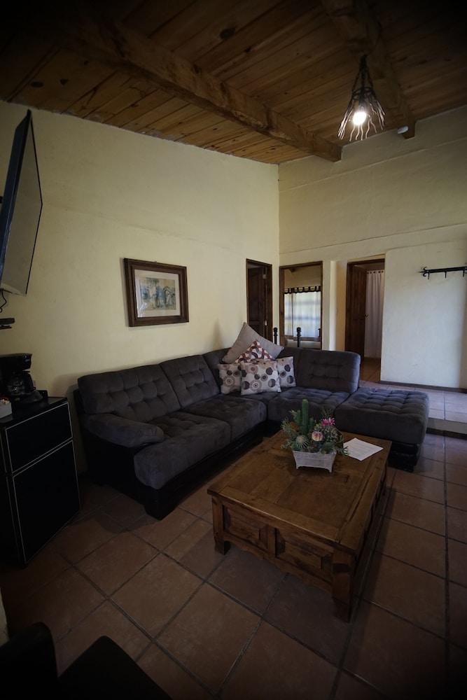 Grand Cabin (Blueberry) photo 1