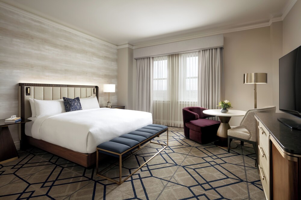 Room, 1 King Bed, Non Smoking, River View (Fairmont) - Photo 1