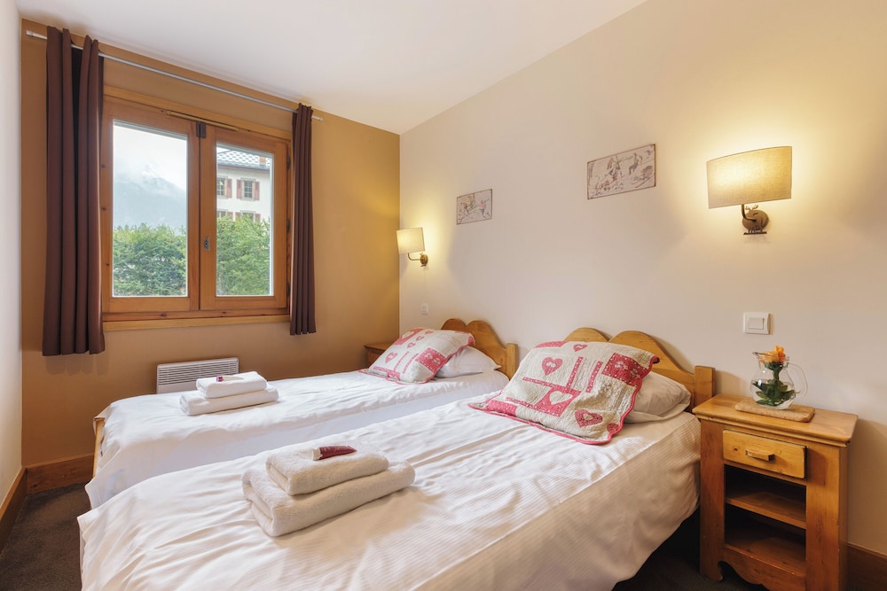 Family Apartment, Multiple Bedrooms (Vallorcine Balme 01 Ski In Ski Out) Family Apartment, Multiple Bedrooms (Vallorcine Balme 01 Ski In Ski Out)