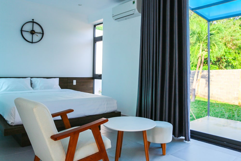 Deluxe Double Room, Bathtub, Garden View - Photo 1