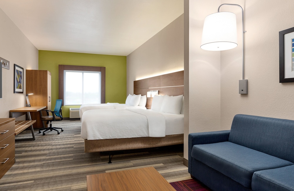Suite, 2 Queen Beds, Accessible (Communications, Accessible Tub) - Photo 4