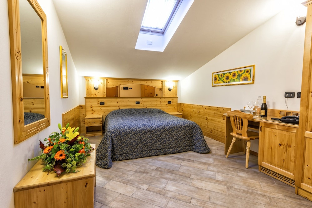 Standard Double Room, Mountain View photo 3