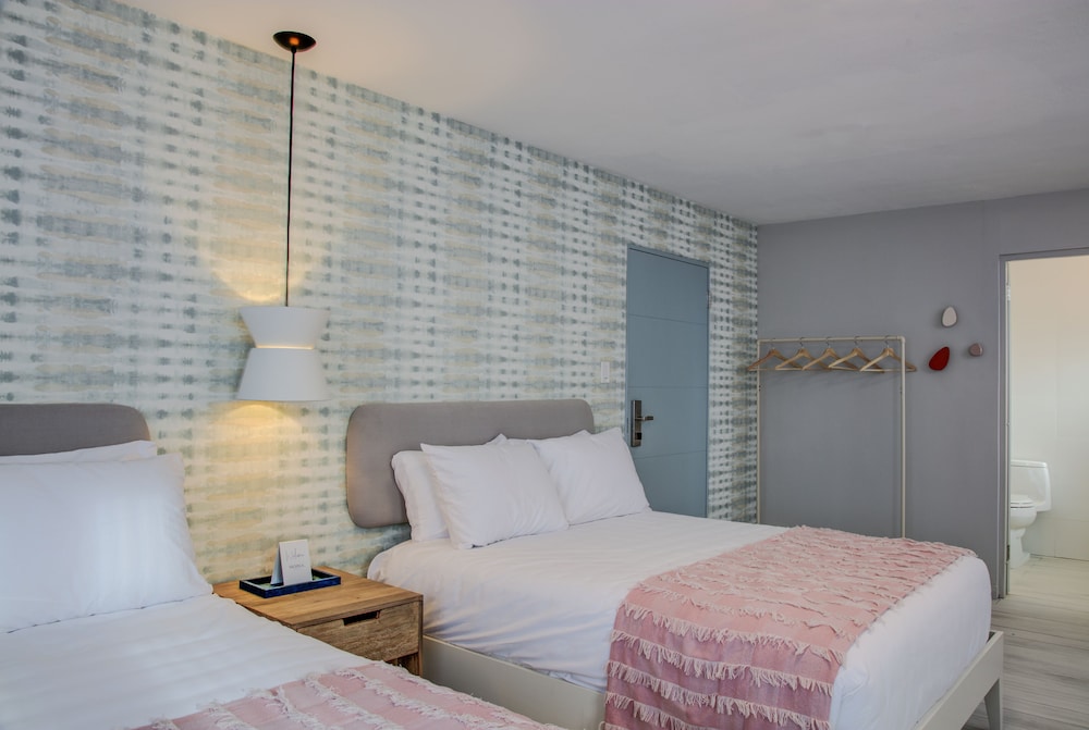 Standard Double Room - Photo 1