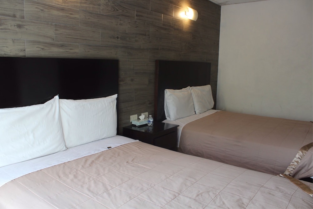 Standard Quadruple Room photo 1