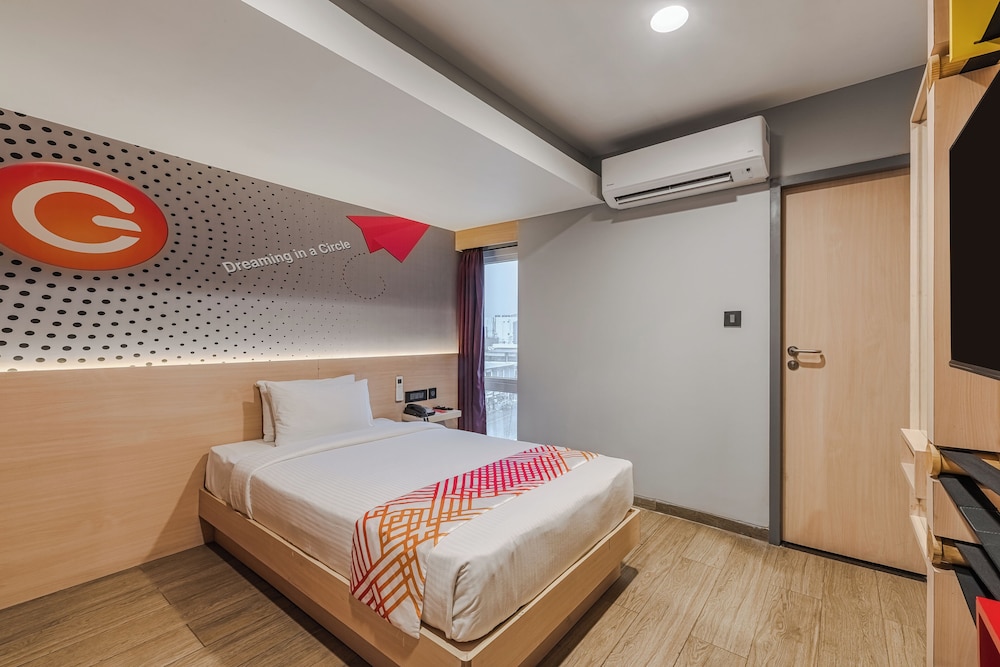 Luxe Solo Room photo 3