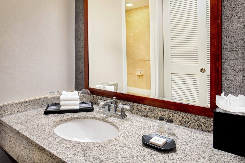 Deluxe Room, 2 Double Beds - Photo 7