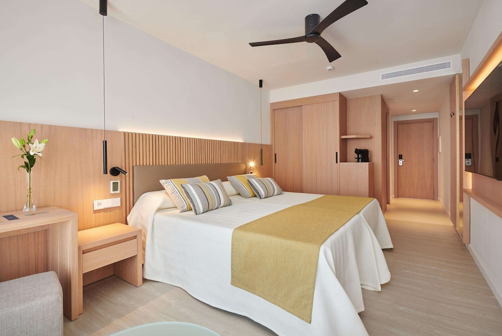 Exclusive Double Room Single Use, Balcony, Sea View (Select)