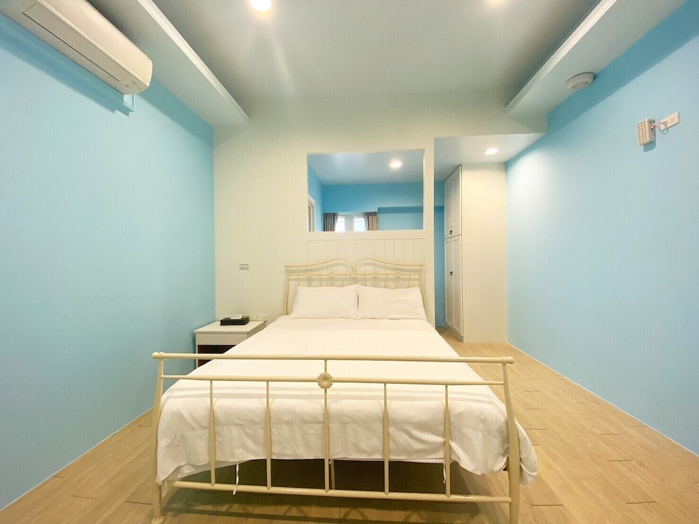 Standard Double Room photo 3