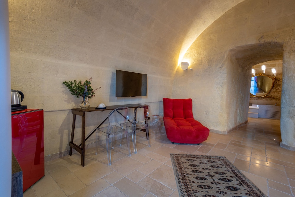 Deluxe Double Room, Hot Tub, Garden View (Camera delle Acque) - Photo 2