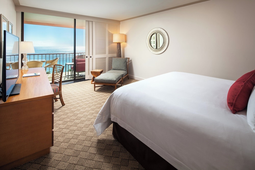 Mailani Premier Ocean 1 King Oceanfront, High Floor - Photo 1