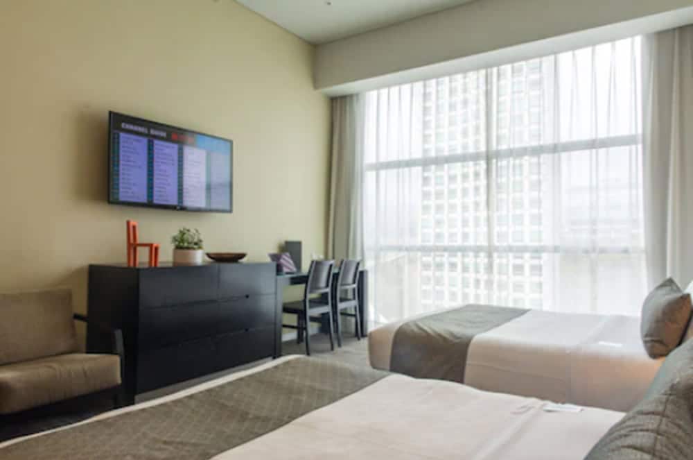 Deluxe Room, 2 Queen Beds - Photo 4