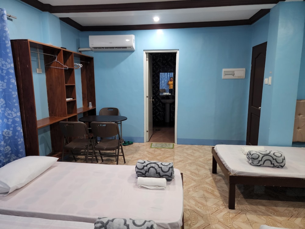 VIP Room - Photo 3