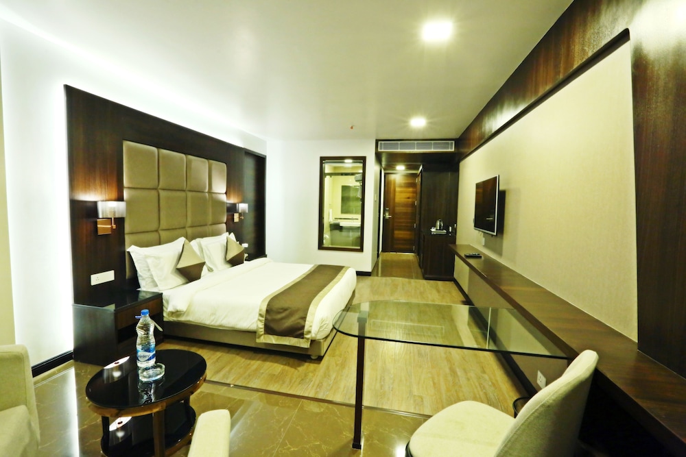 Elegant Premium Room photo 2