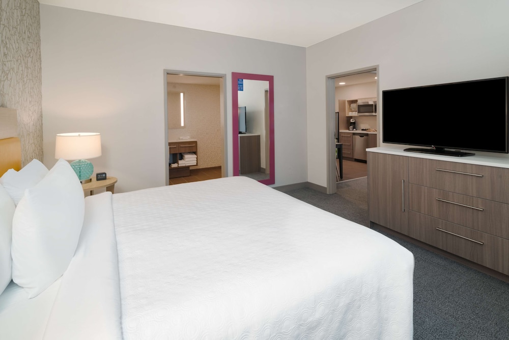 Suite, 1 Bedroom, Non Smoking - Photo 2