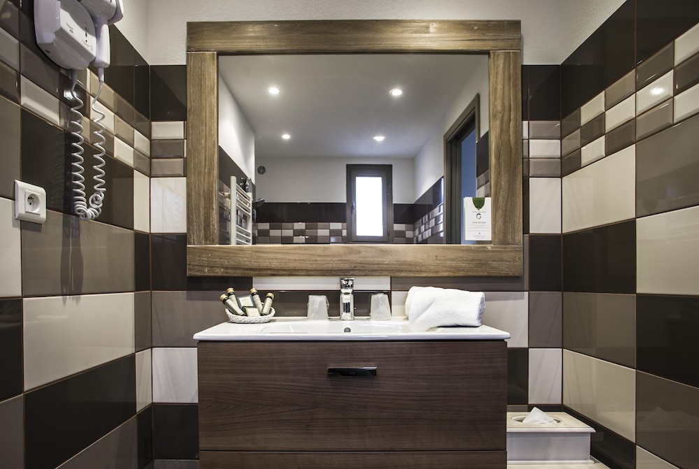 Suite A Muredda - Photo 3