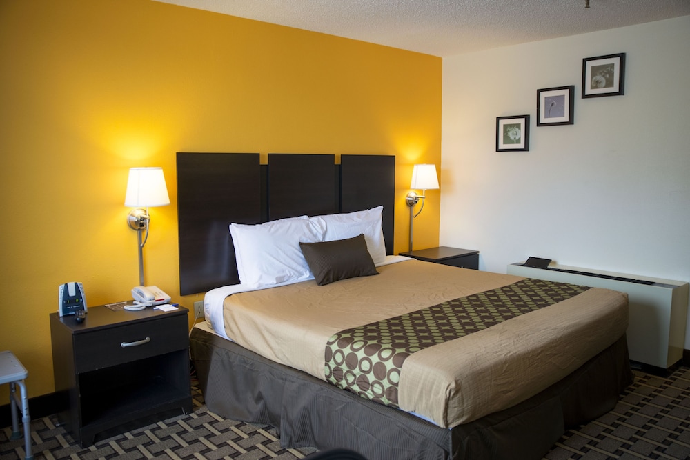 Standard Room, 1 King Bed photo 1