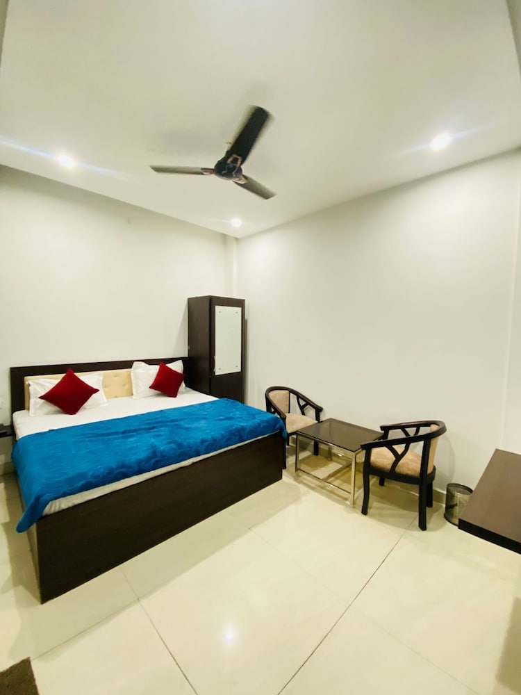 Non-AC Room