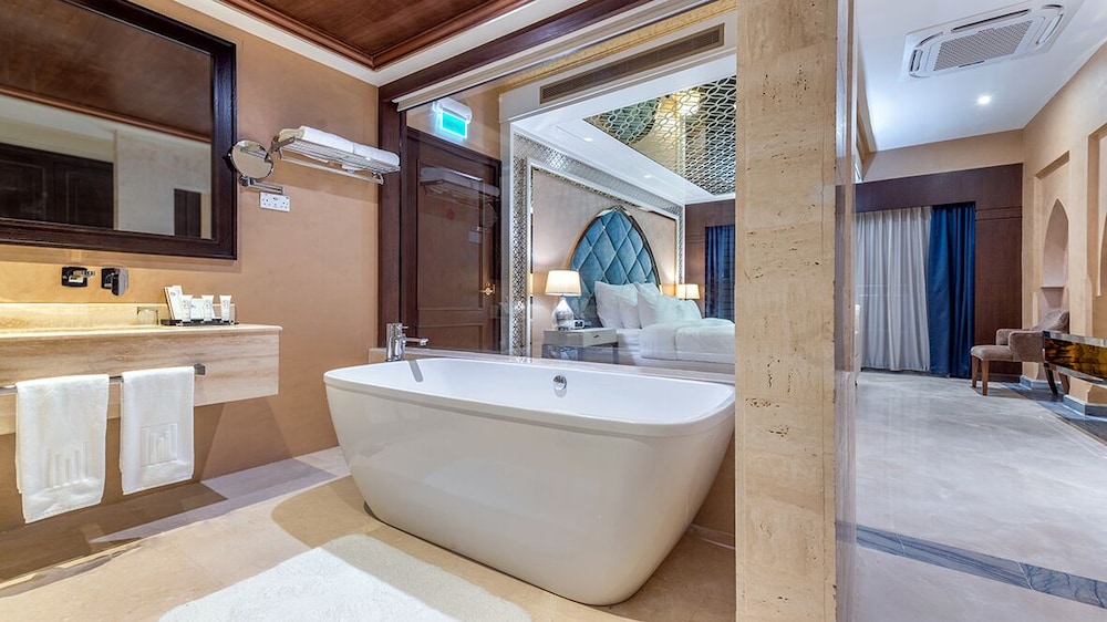 Royal Suite - Photo 4