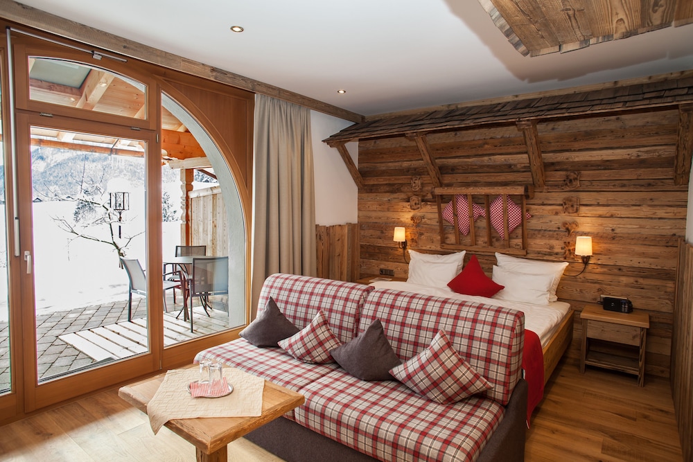 Double Room, Terrace (DZ Sued "Almwiesenzimmer" 2)