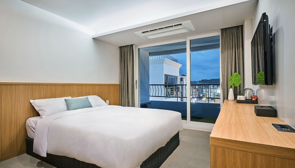 Standard Double Room - Photo 1