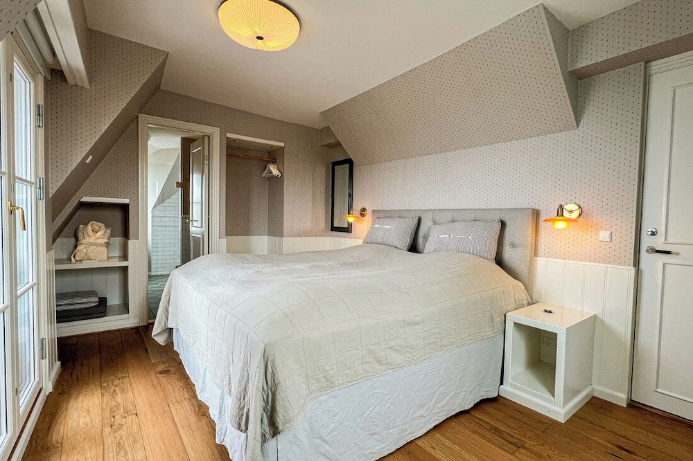 Suite, Balcony, Ocean View - Photo 1