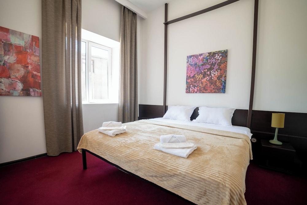 Deluxe Double Room photo 3