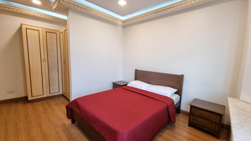 Grand Apartment