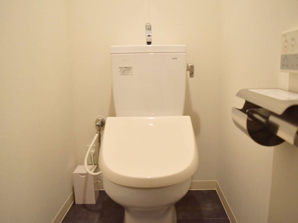 Double Room, Non Smoking - Photo 6