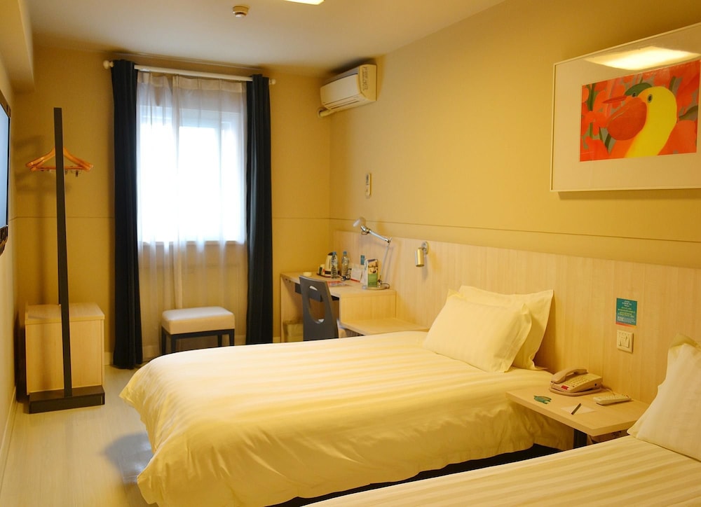 Twin Room (C) photo 2