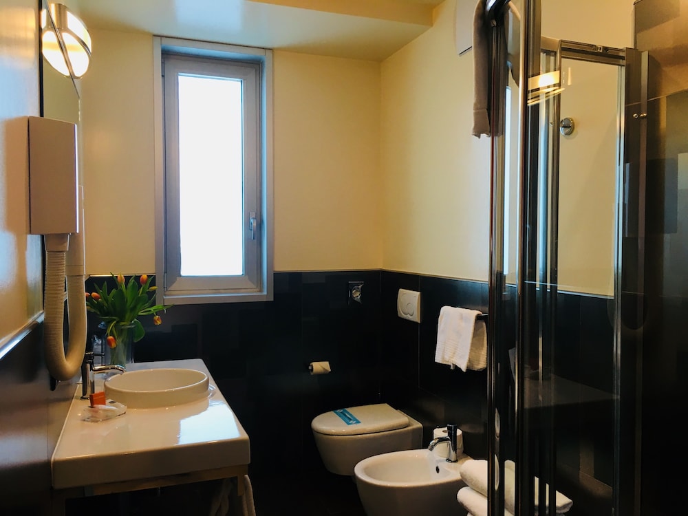 Standard Triple Room photo 3