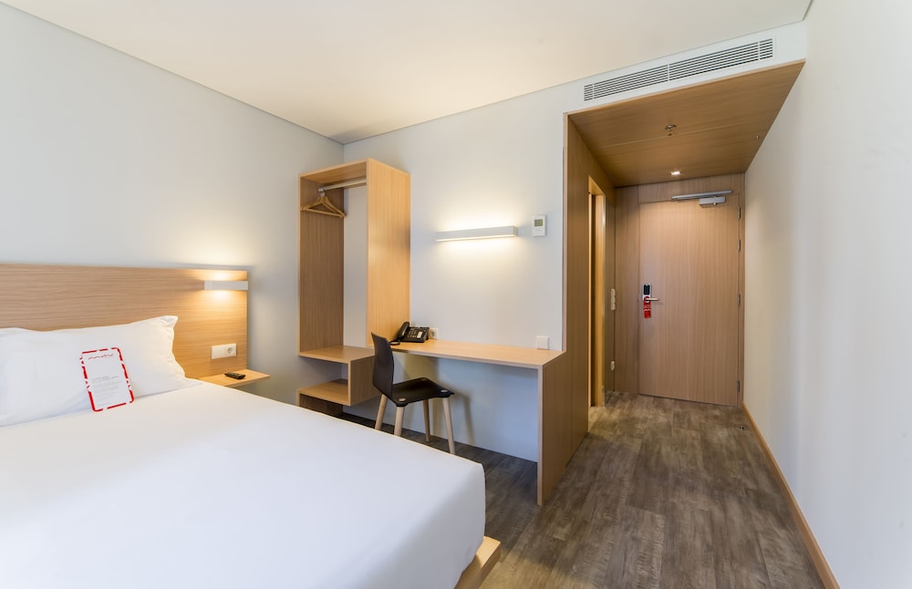 Standard Double Room, 1 Queen Bed
