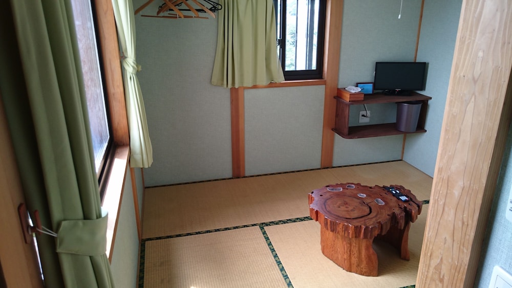 Japanese Style Room for 2 People, Shared Bathroom photo 1