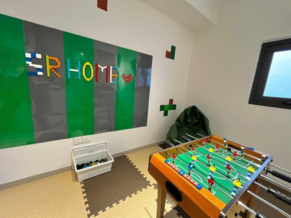 Minecraft Theme Near Legoland - Photo 10