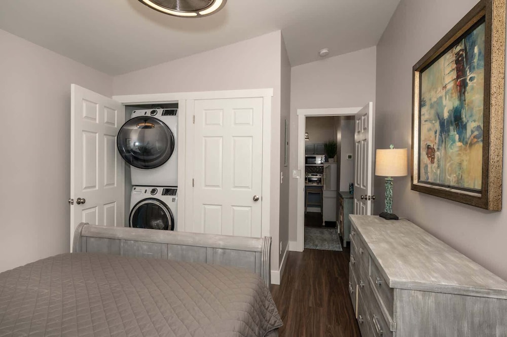 House, Multiple Beds, Kitchen photo 1