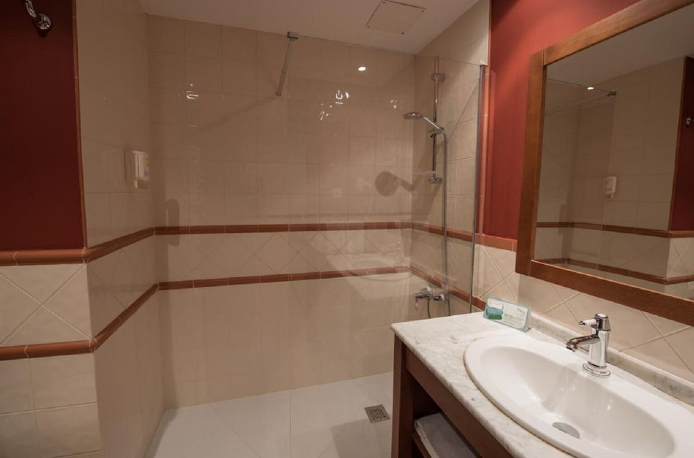 Superior Triple Room - Photo 5