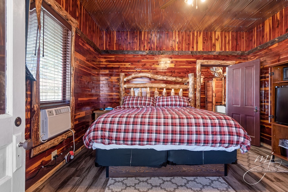 Standard Room, 2 Bedrooms, Non Smoking (206) photo 1