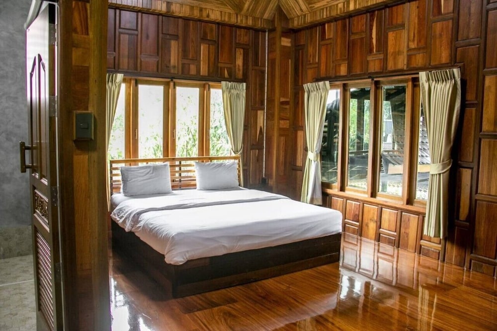 Traditional House, 1 King Bed, Non Smoking