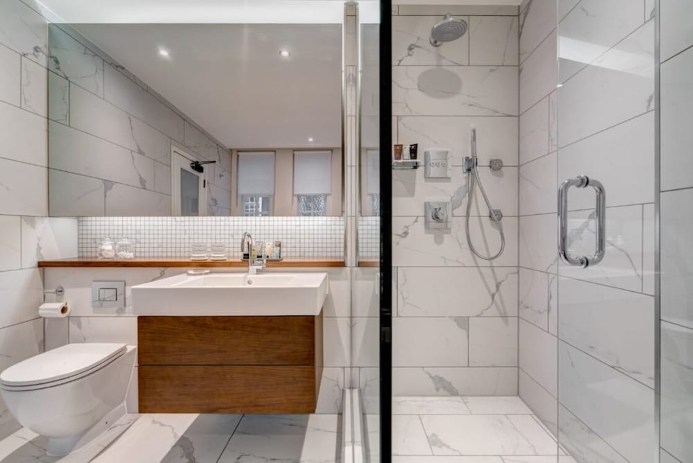Signature Suite, 2 Bedrooms, Kitchenette with Club Lounge Access